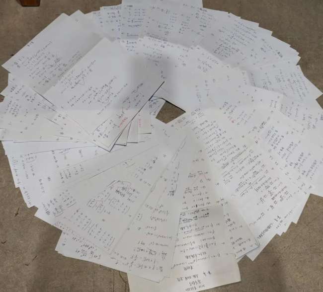 武汉学院刘佳一：上岸华中科技大学！